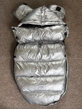 7A.M. Enfant GlacierPOD Stroller and Car Seat Footmuff